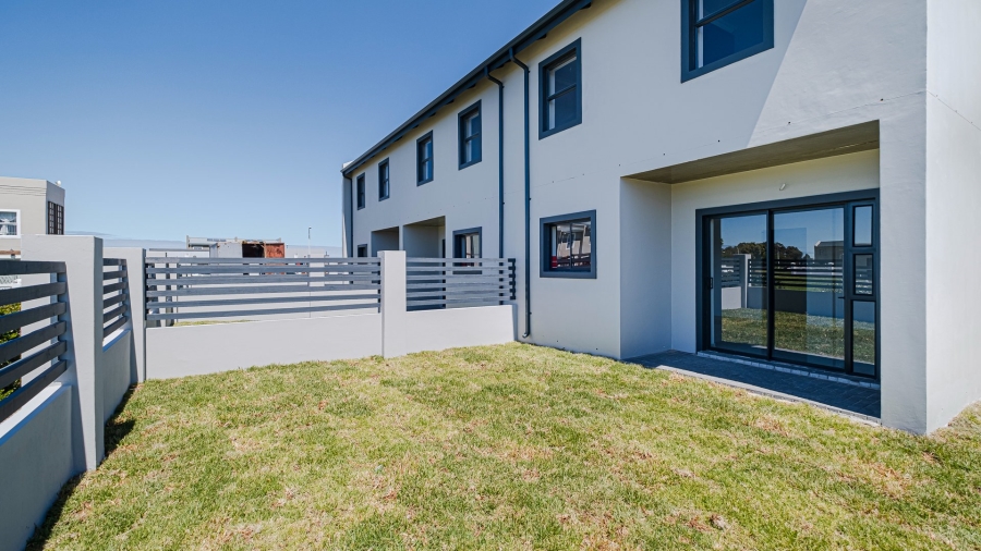 2 Bedroom Property for Sale in Parsonsvlei Eastern Cape